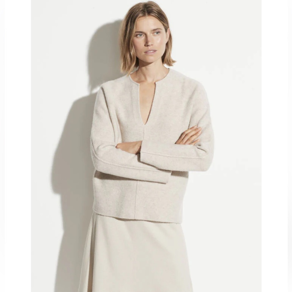 Vince. cashmere wool blend Women's V-Neck Cream Sweater $395 NWOT